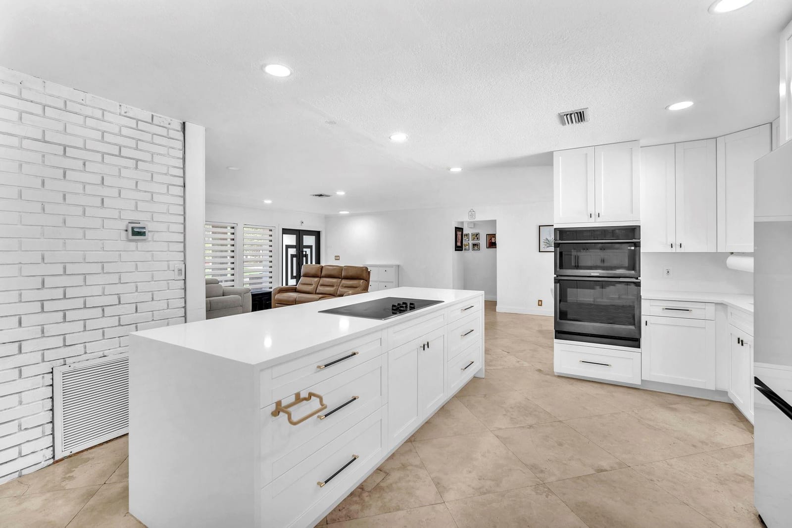 11800 NW 25th Street — photo 10