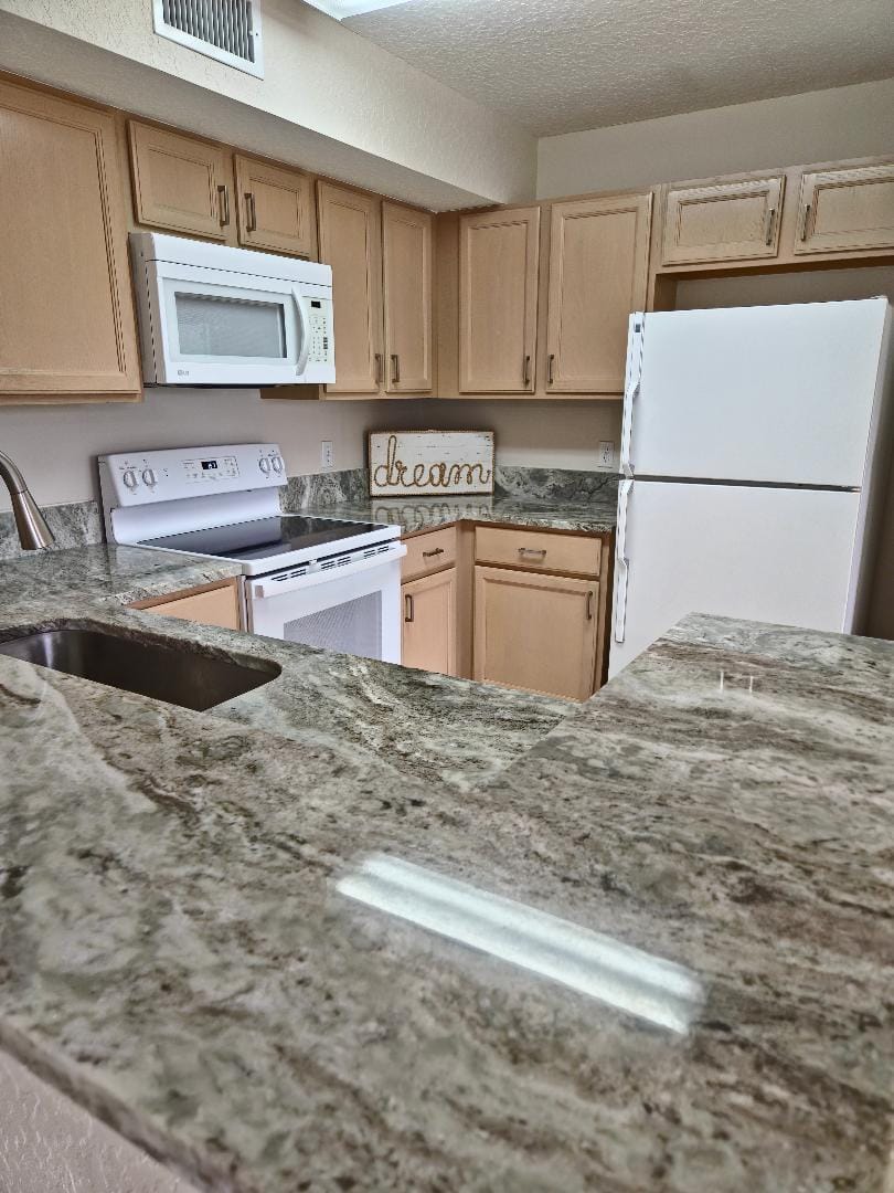 1143 SW Swan Lake Circle 601 — photo 12