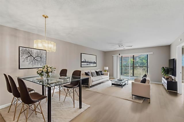 1301 SW 142nd Avenue 308H, sold in Suffolk, Hollywood, FL
