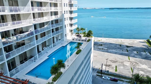 1200 Brickell Bay Drive 2903, Miami, FL 33131