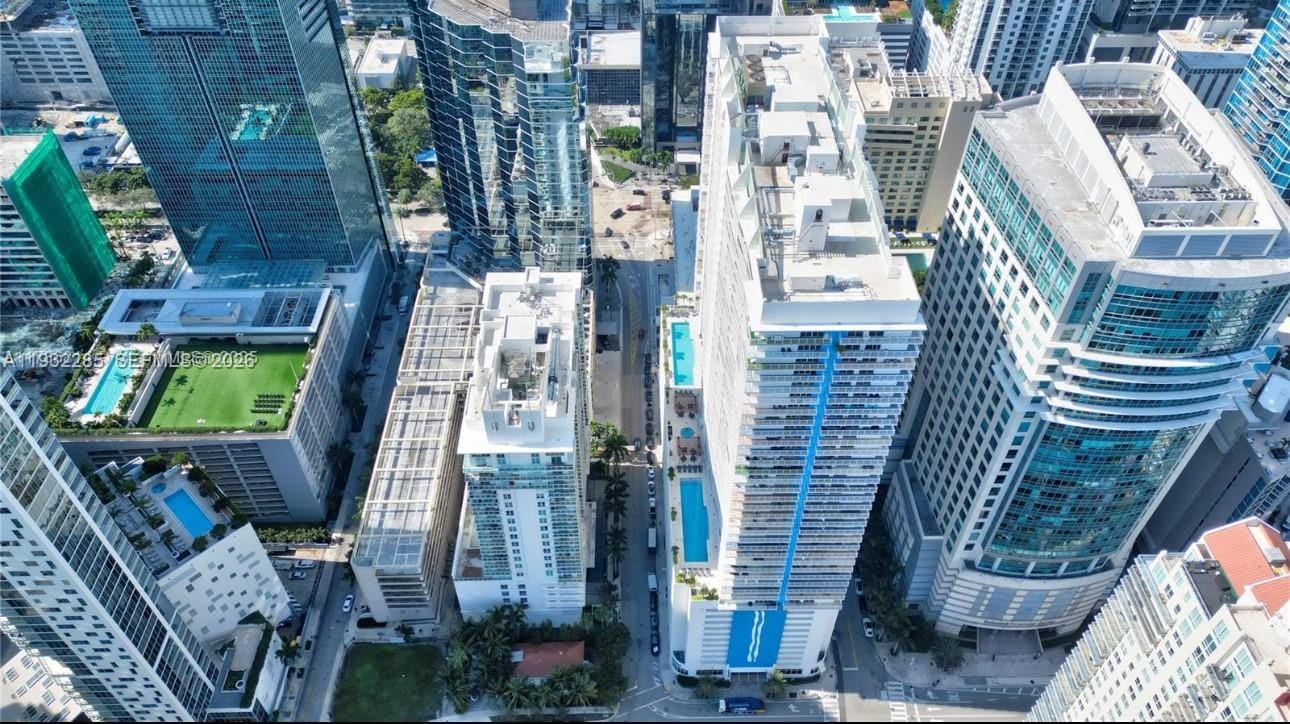1200 Brickell Bay Drive 2903, Miami, FL 33131 photo 23
