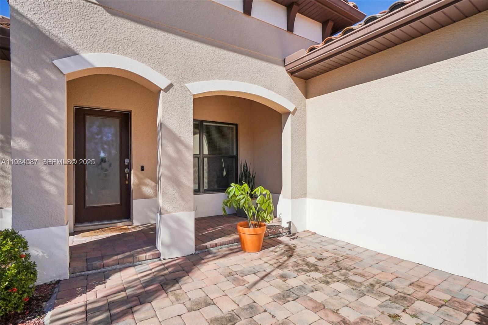 310 Villa Sorrento Circle — photo 7