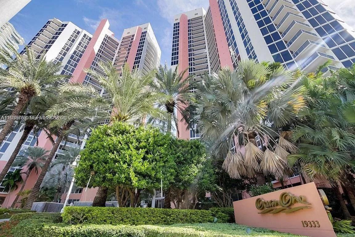 19333 Collins Avenue 1109 — photo 4