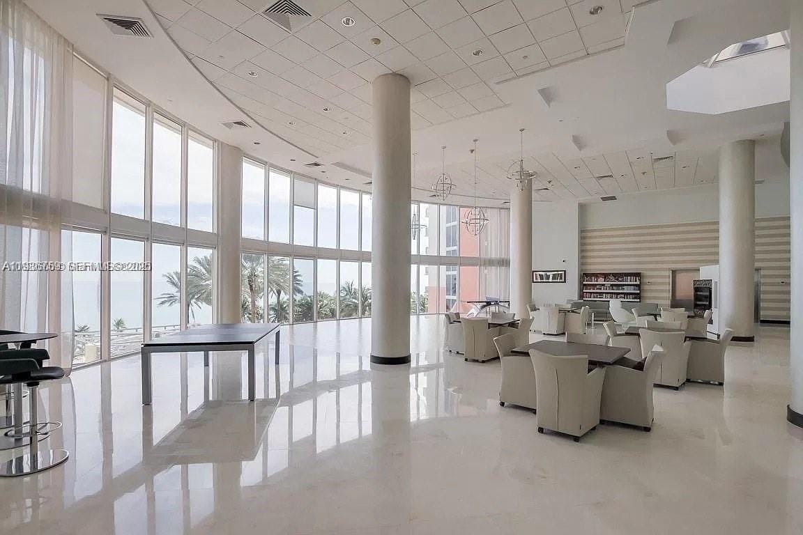 19333 Collins Avenue 1109 — photo 10
