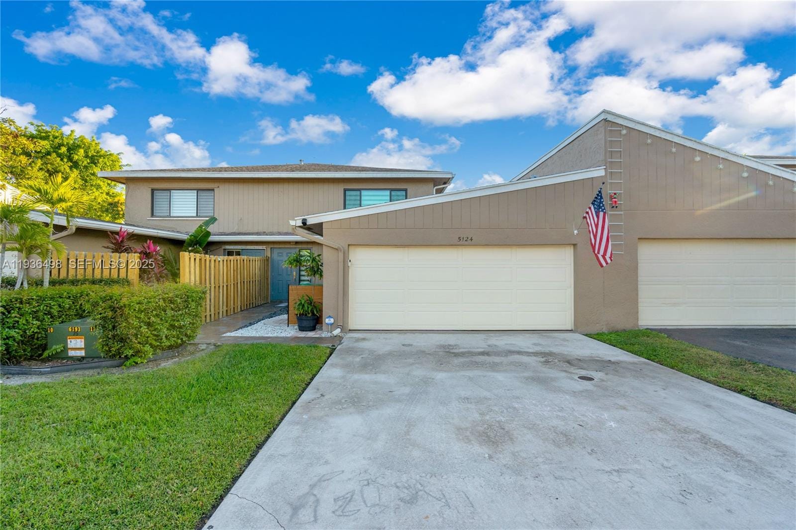 5124 S University Drive, Davie, FL 33328 photo 1
