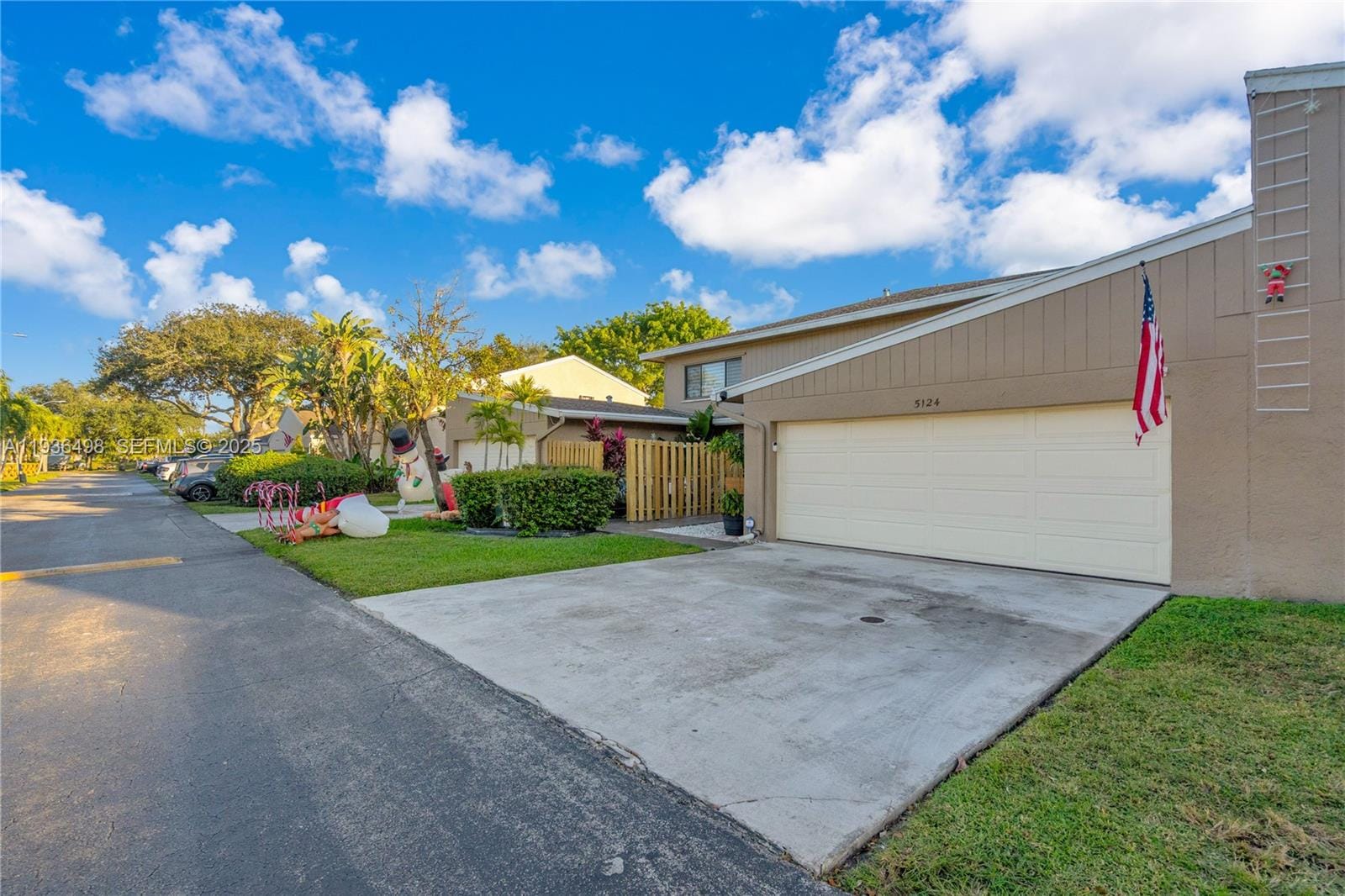 5124 S University Drive, Davie, FL 33328 photo 3
