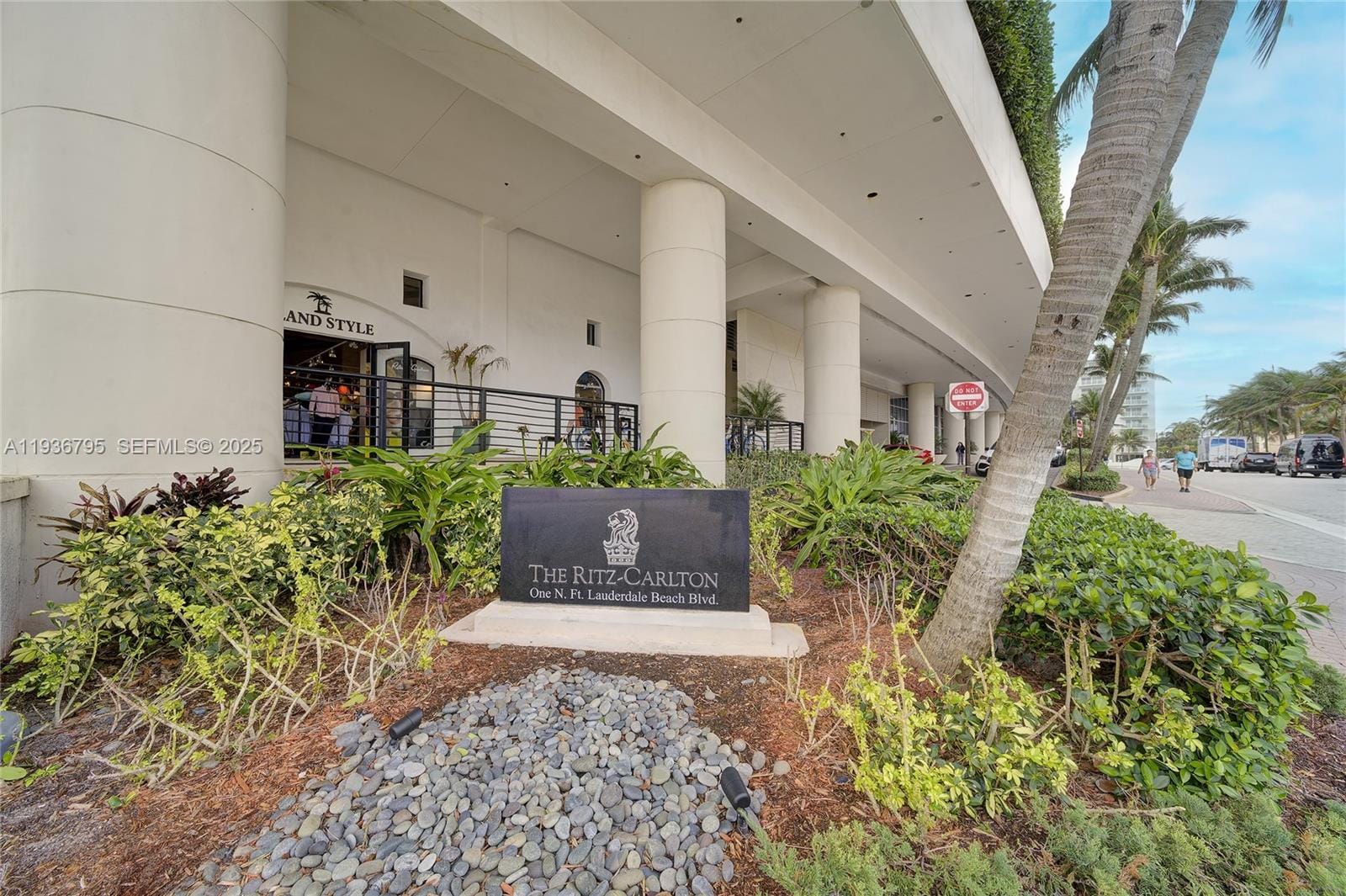 1 N Fort Lauderdale Beach Boulevard 1906 — photo 9