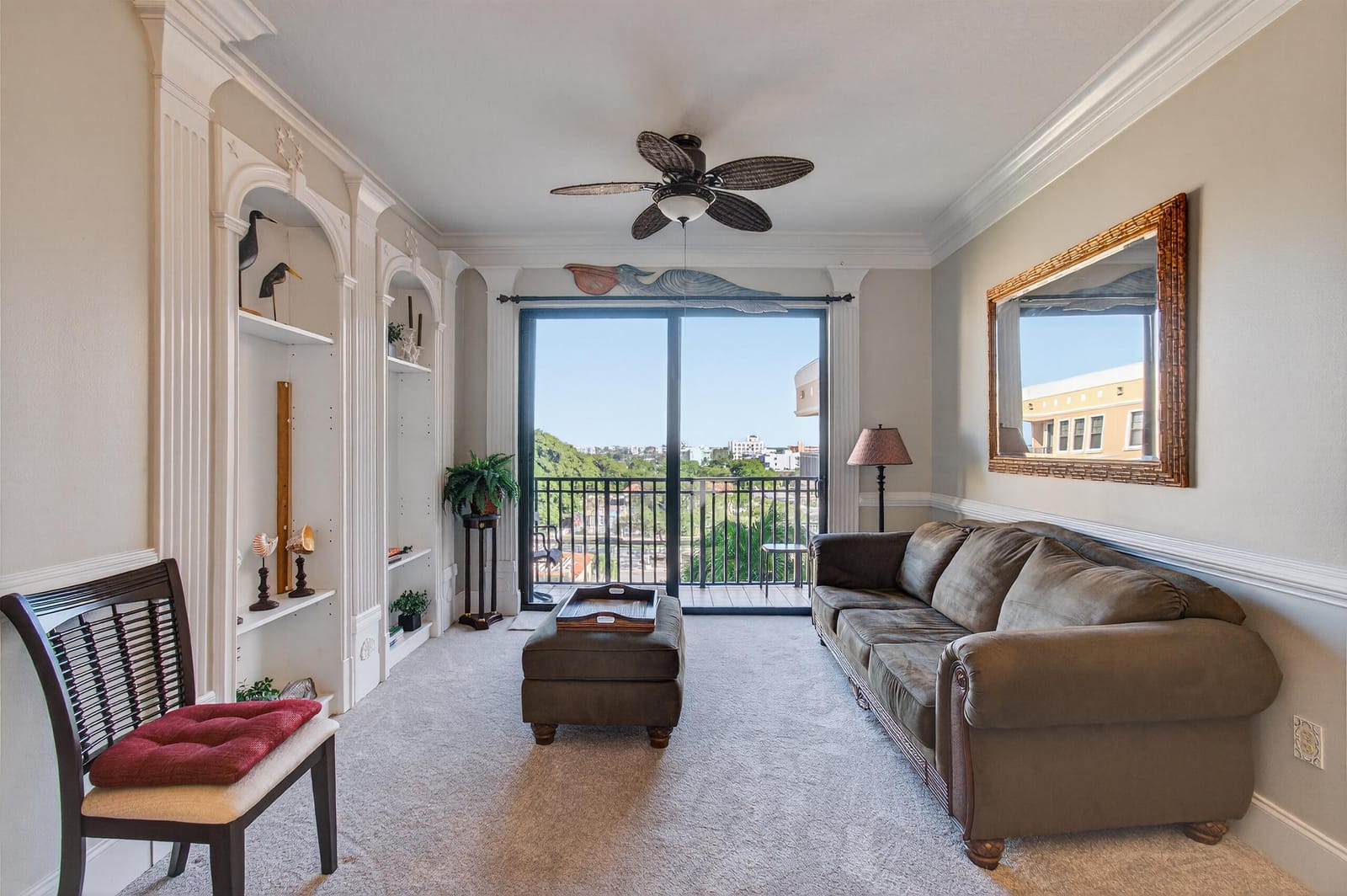 511 Lucerne Avenue 612, Lake Worth Beach, FL 33460 photo 2