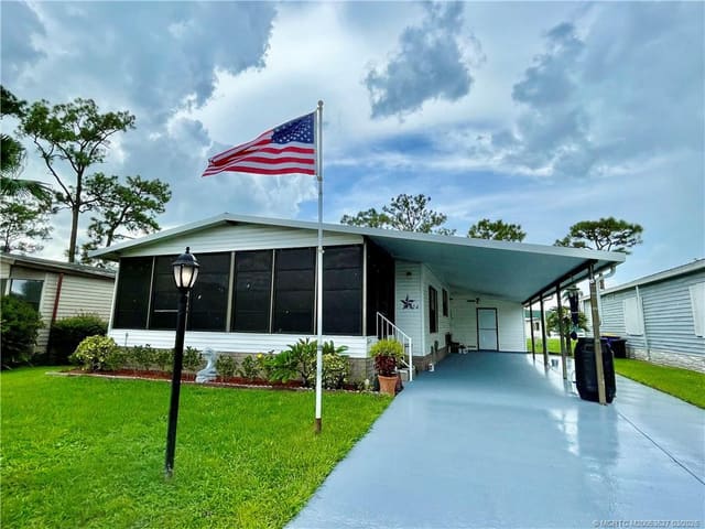 14524 Rake Drive, Indiantown, FL 34956