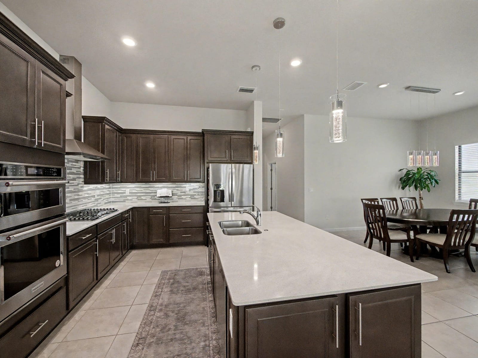 623 SE Villandry Way — photo 7