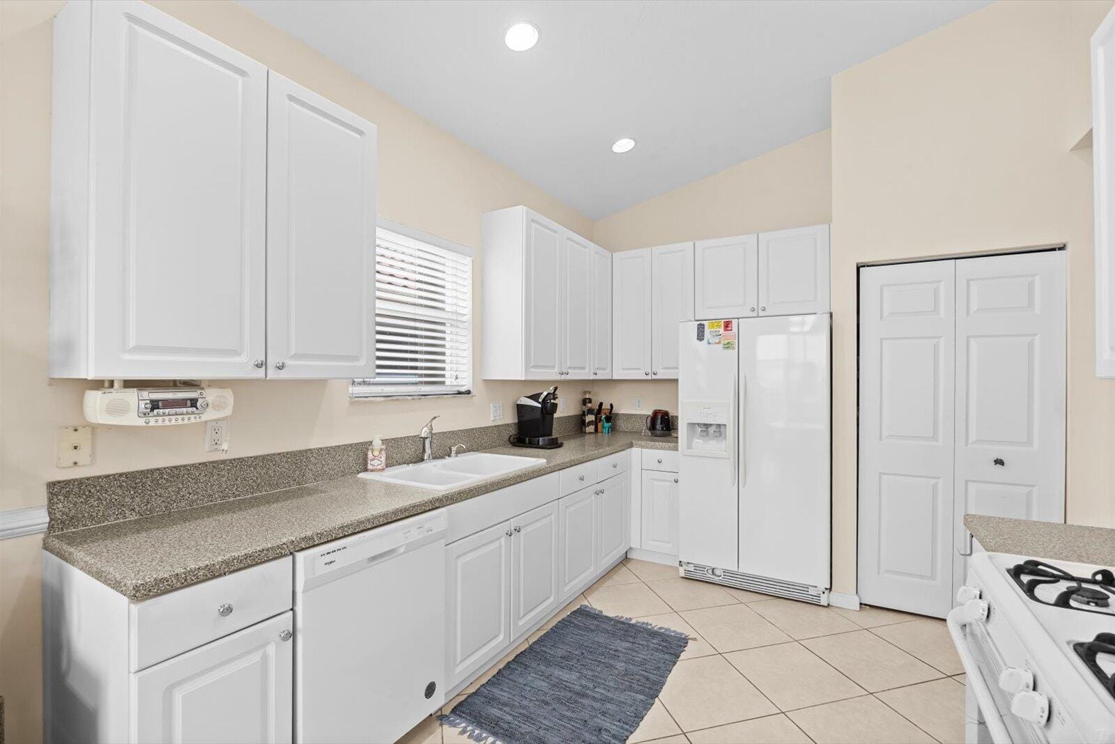 334 NW Springview Loop, Port St. Lucie, FL 34986 photo 16