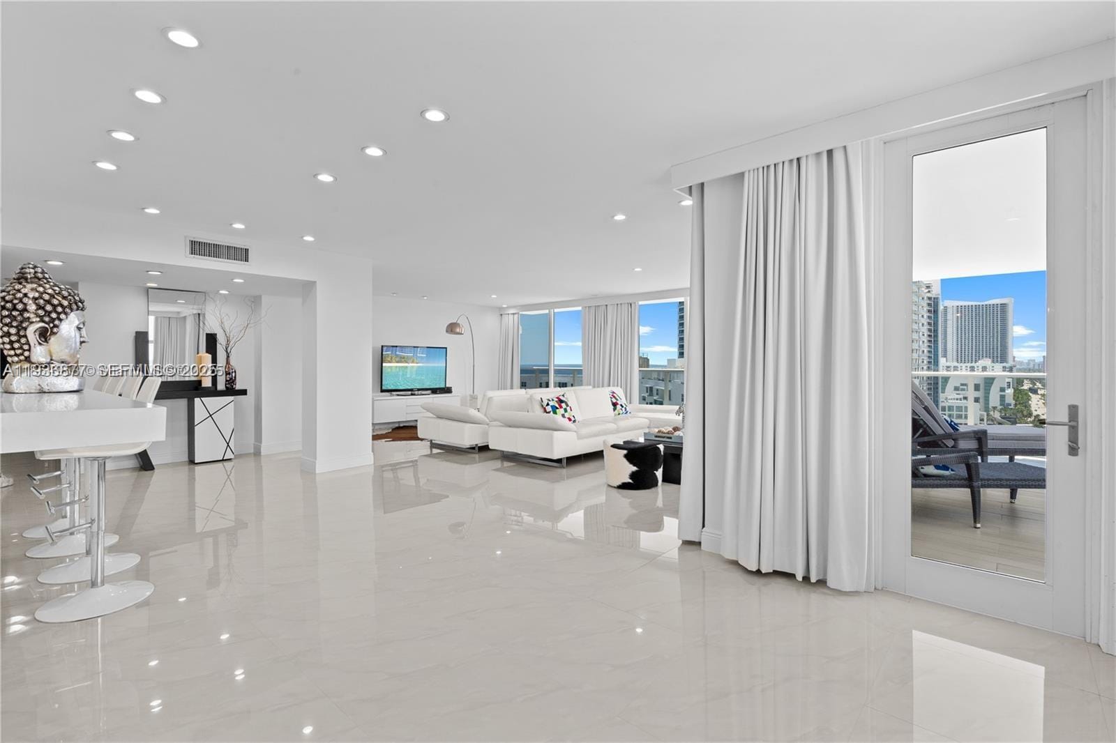 2751 S Ocean Drive PH08N, Hollywood, FL 33019 photo 2