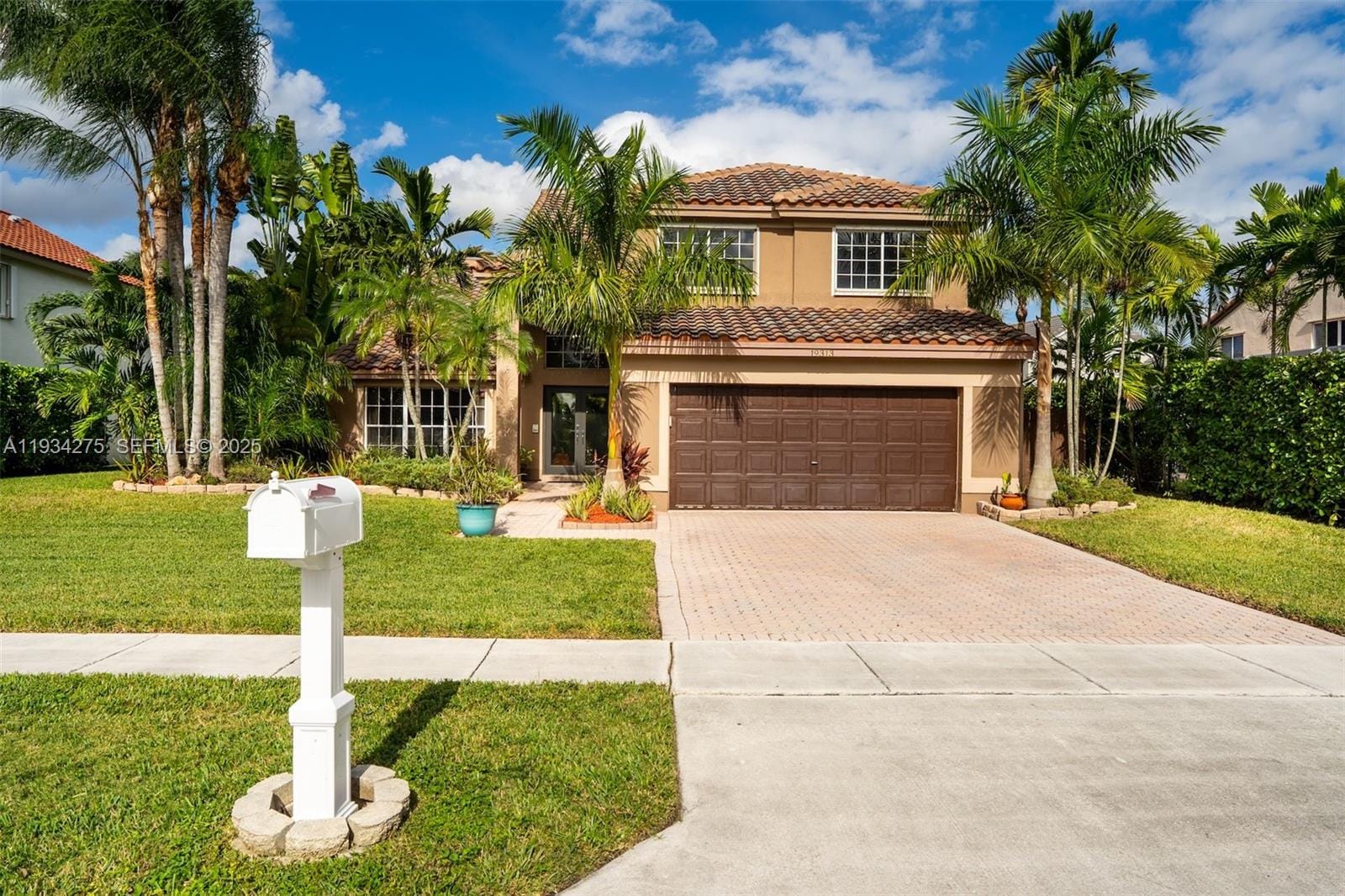 19313 NW 11th Street, Pembroke Pines, FL 33029 photo 2