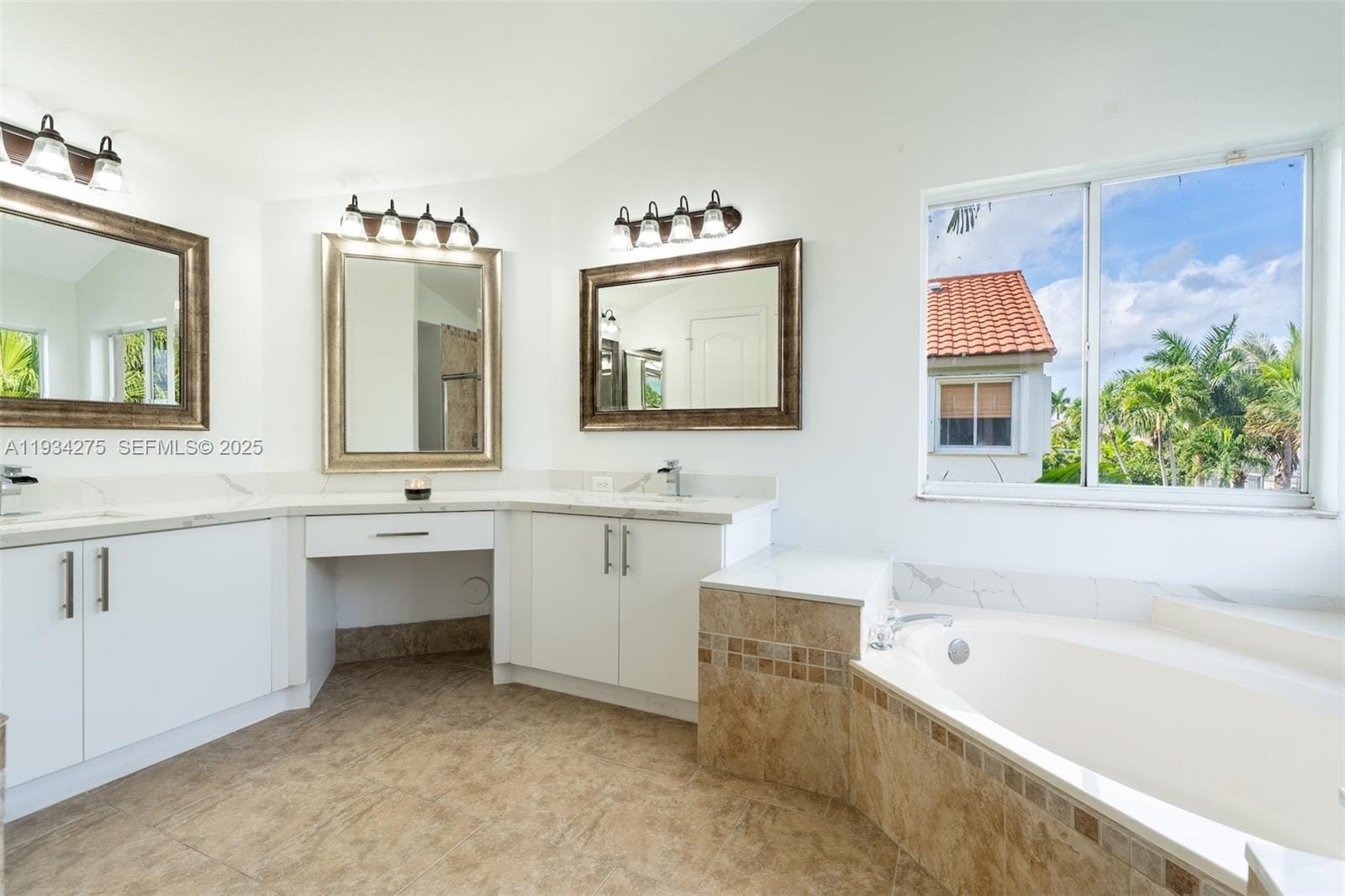 19313 NW 11th Street, Pembroke Pines, FL 33029 photo 17