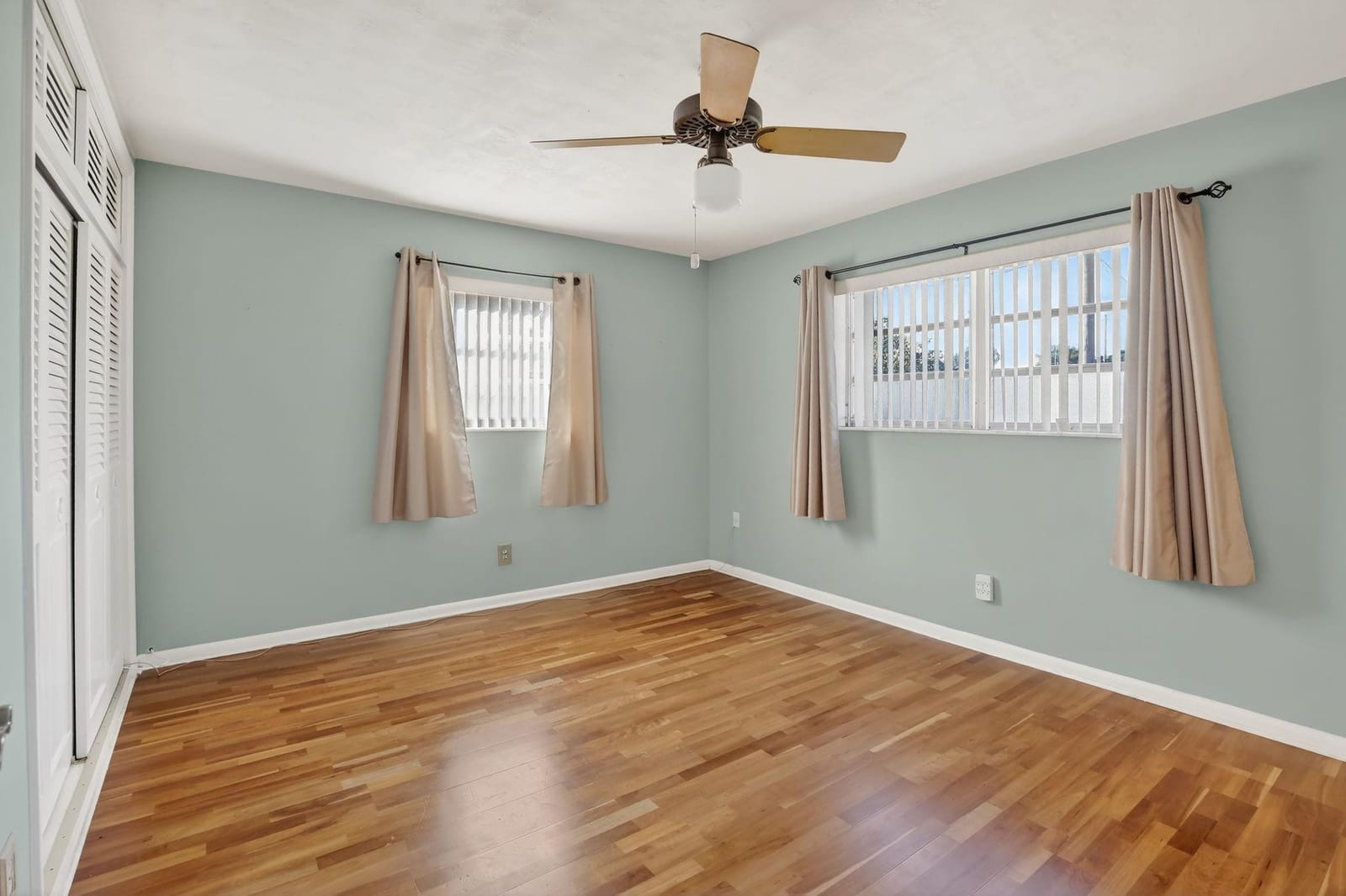 121 NW 77th Way, Pembroke Pines, FL 33024 photo 18