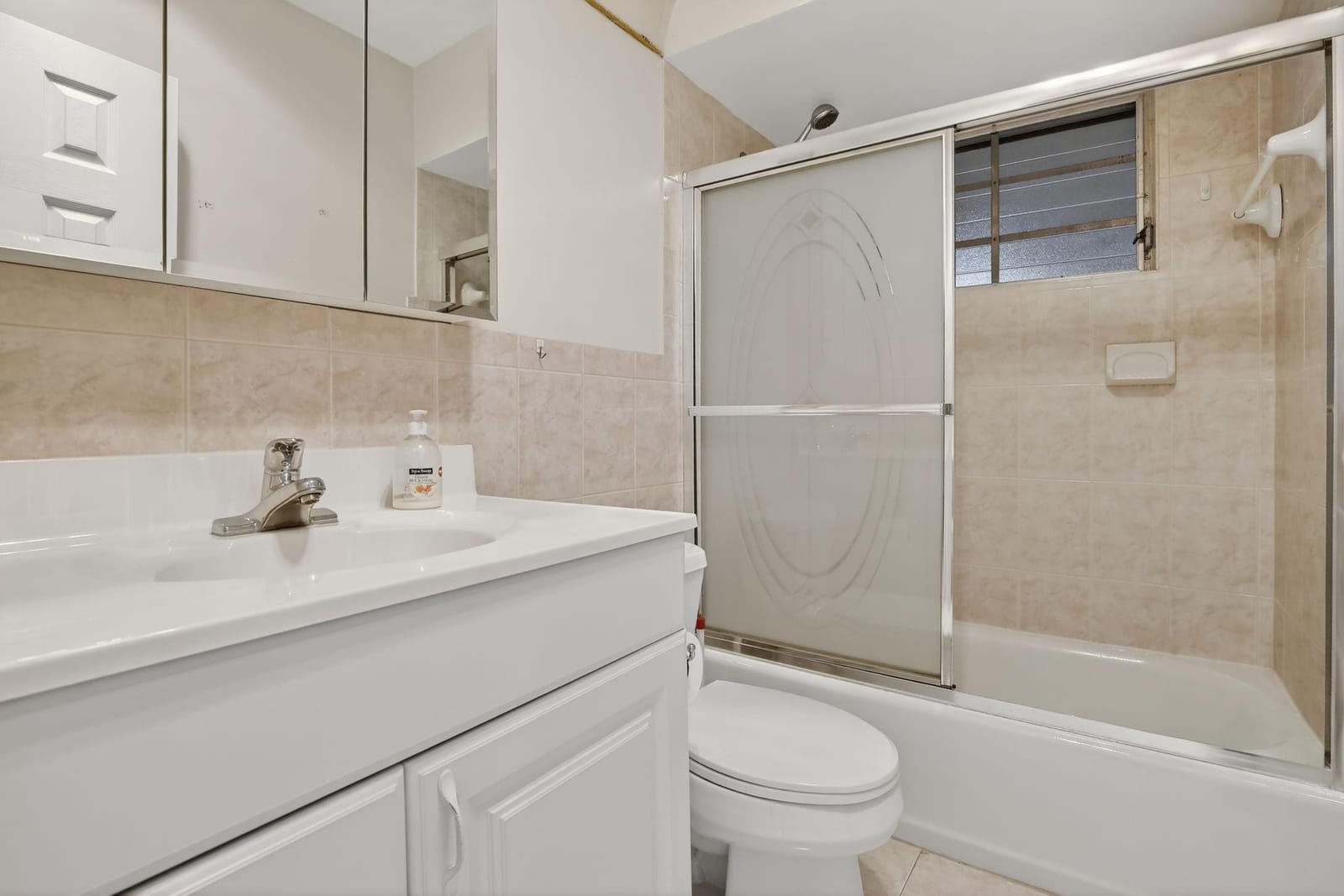 121 NW 77th Way, Pembroke Pines, FL 33024 photo 25