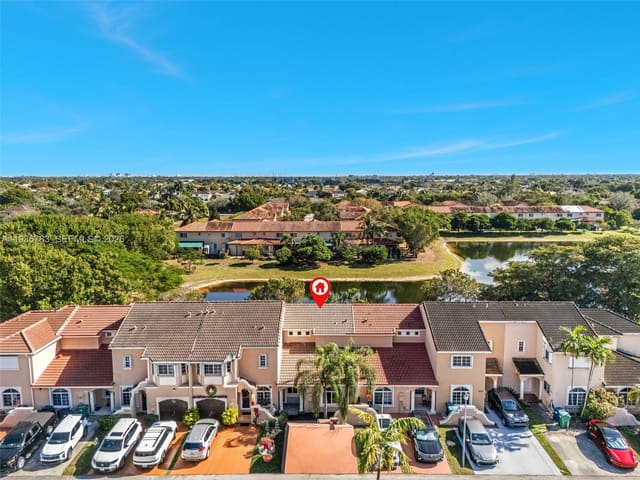 3725 SW 153rd Court, sold in Caribe Lakes Phase I, Miami, FL