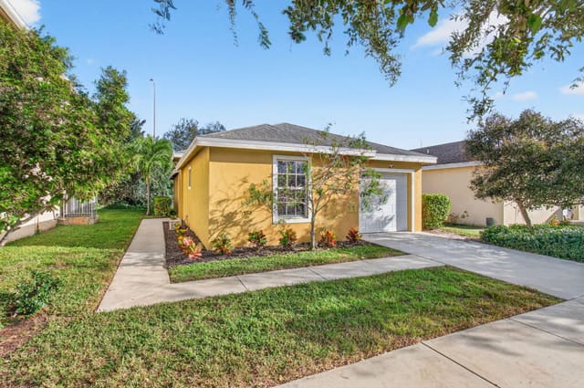 4432 NW 1st Terrace, sold in Spring Lake, Deerfield Beach, FL