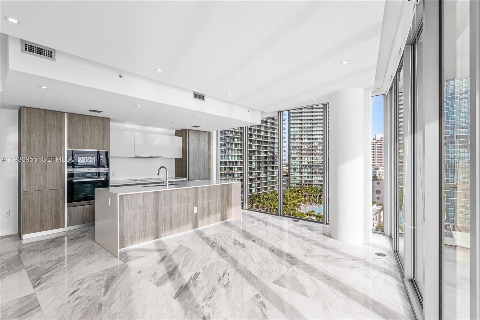 2900 NE 7th Avenue 1402, Miami, FL 33137 photo 7