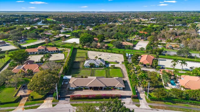 14371 Wellington Trace, Paddock Park, Wellington, FL