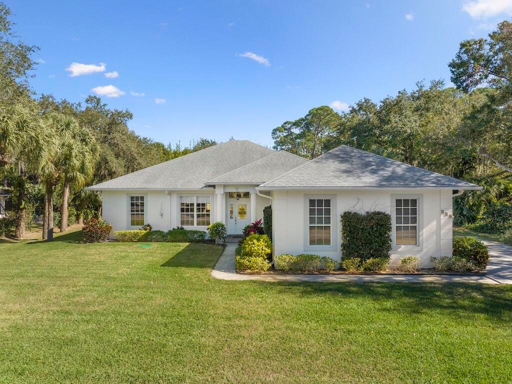 540 35th Avenue SW, Vero Beach, FL 32968
