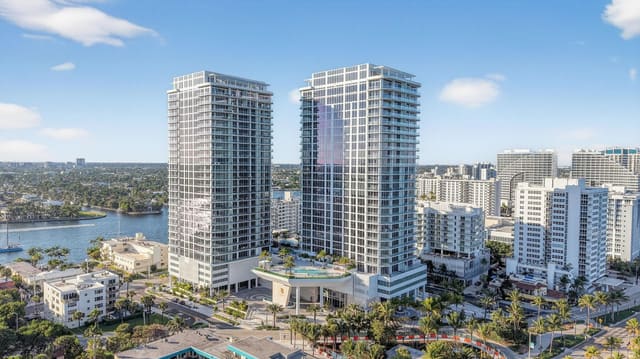 153 N Seabreeze 1805-S, sold in Selene Oceanfront, Fort Lauderdale, FL