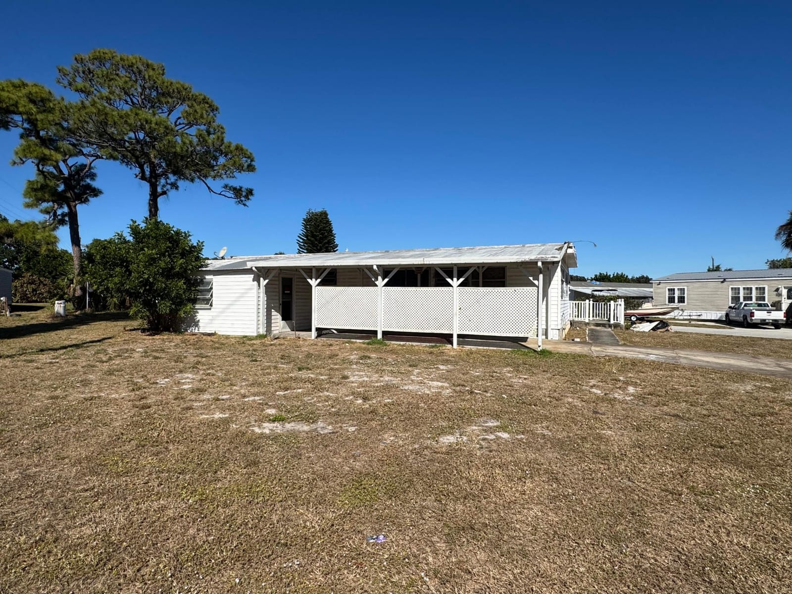 8500 SE Eagle Avenue — photo 3