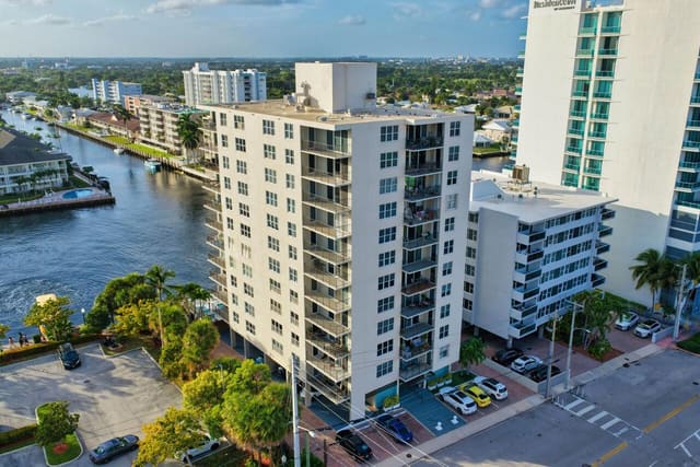 3233 NE 32nd Avenue 801, sold in The Continental, Fort Lauderdale, FL