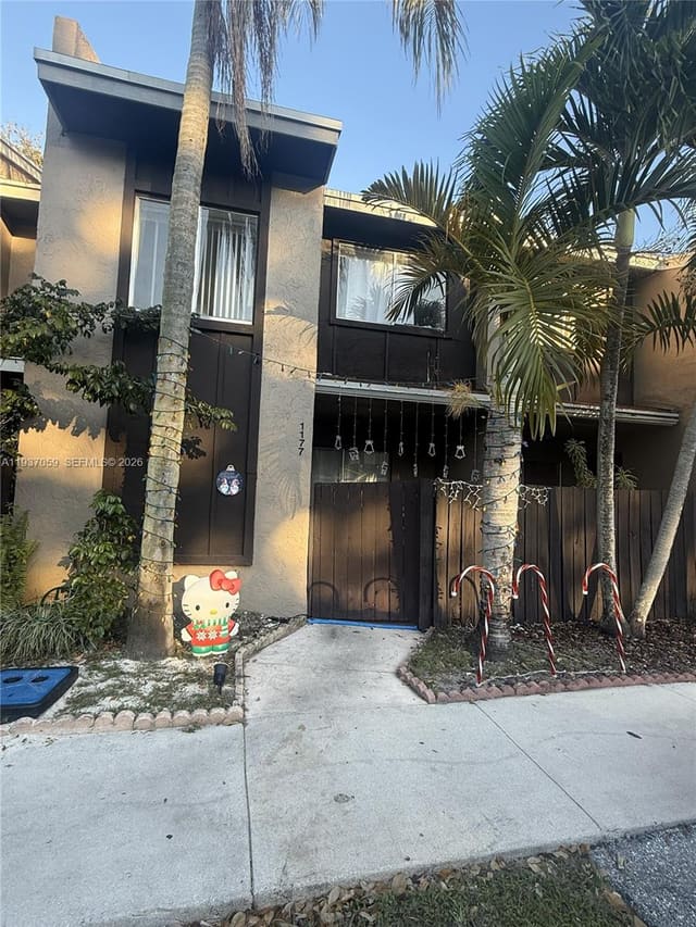 1177 Sussex Drive, North Lauderdale, FL 33068