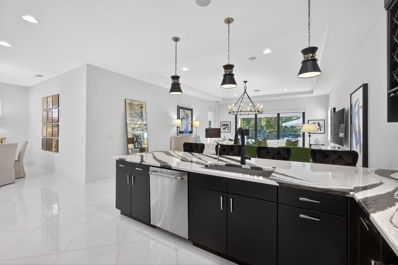 5630 Delacroix Terrace — photo 11