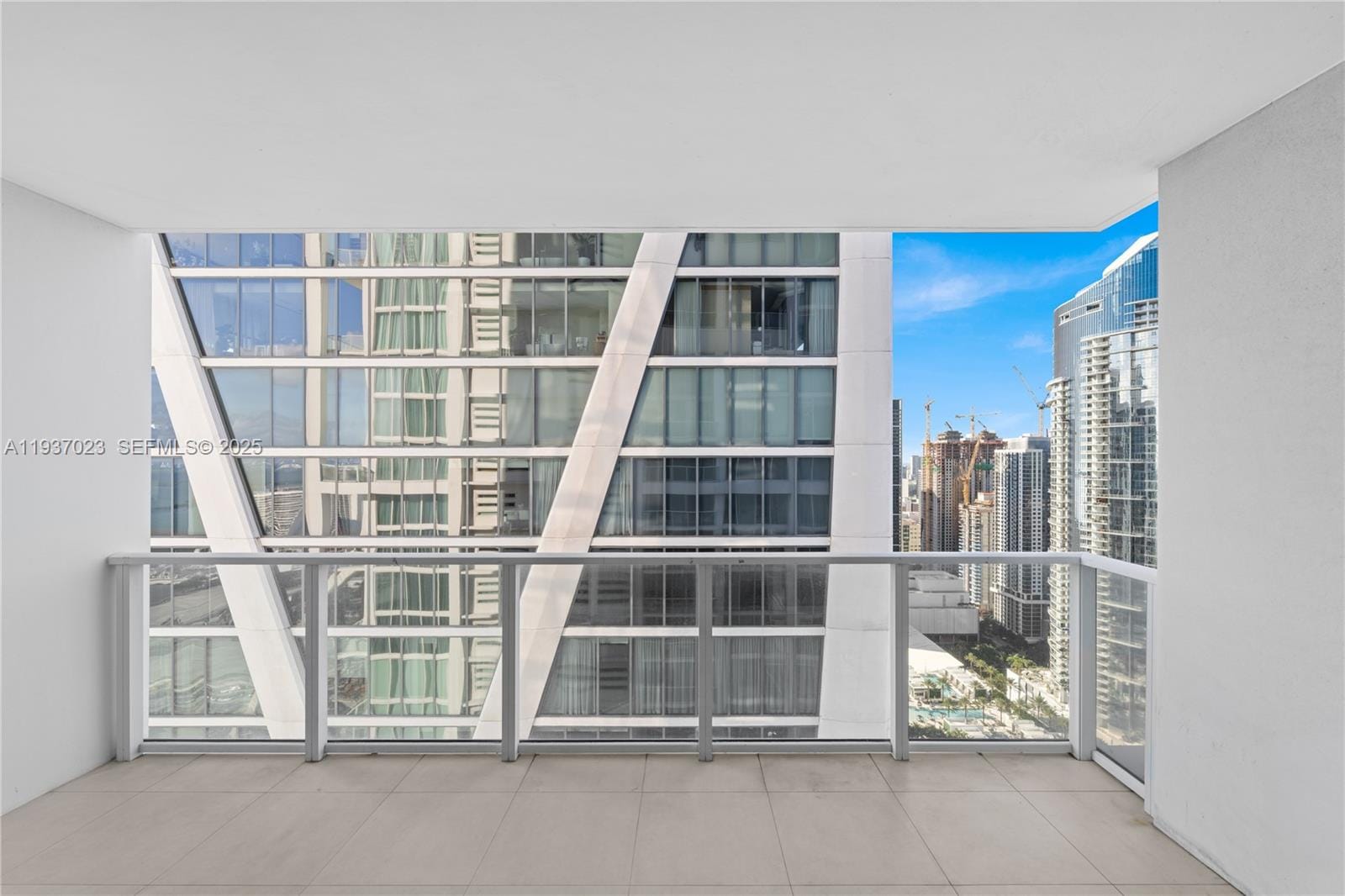 1040 Biscayne Boulevard 4108 — photo 2