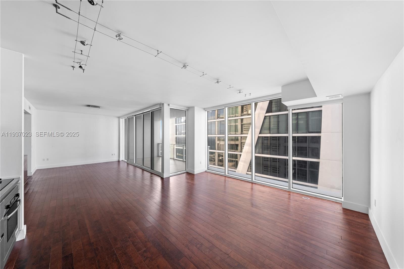 1040 Biscayne Boulevard 4108 — photo 11