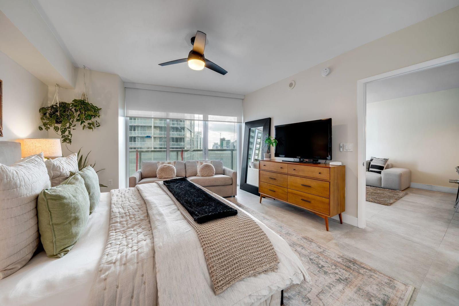 475 Brickell Avenue 4611, Miami, FL 33131 photo 13