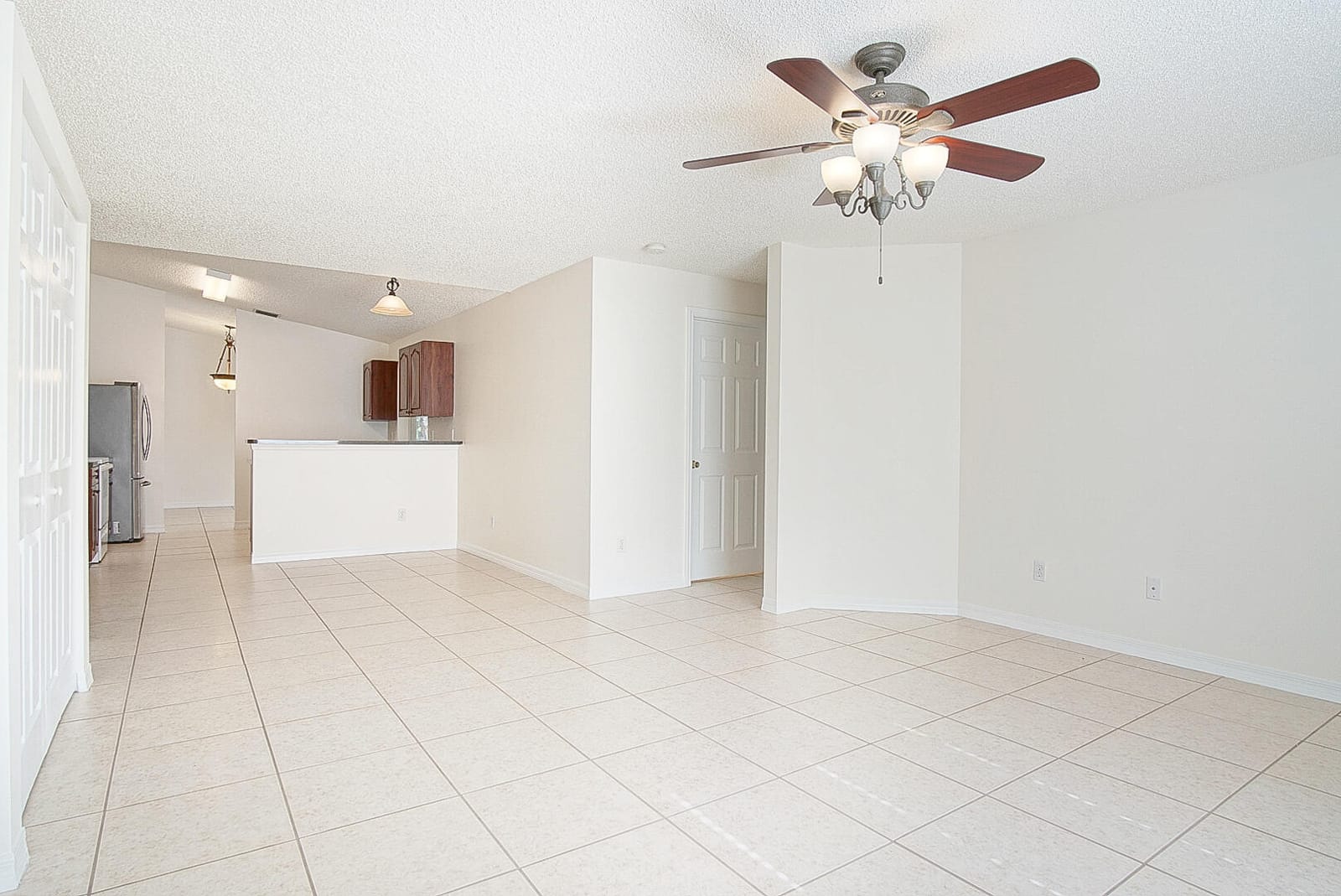 685 NW Monroe Street — photo 11