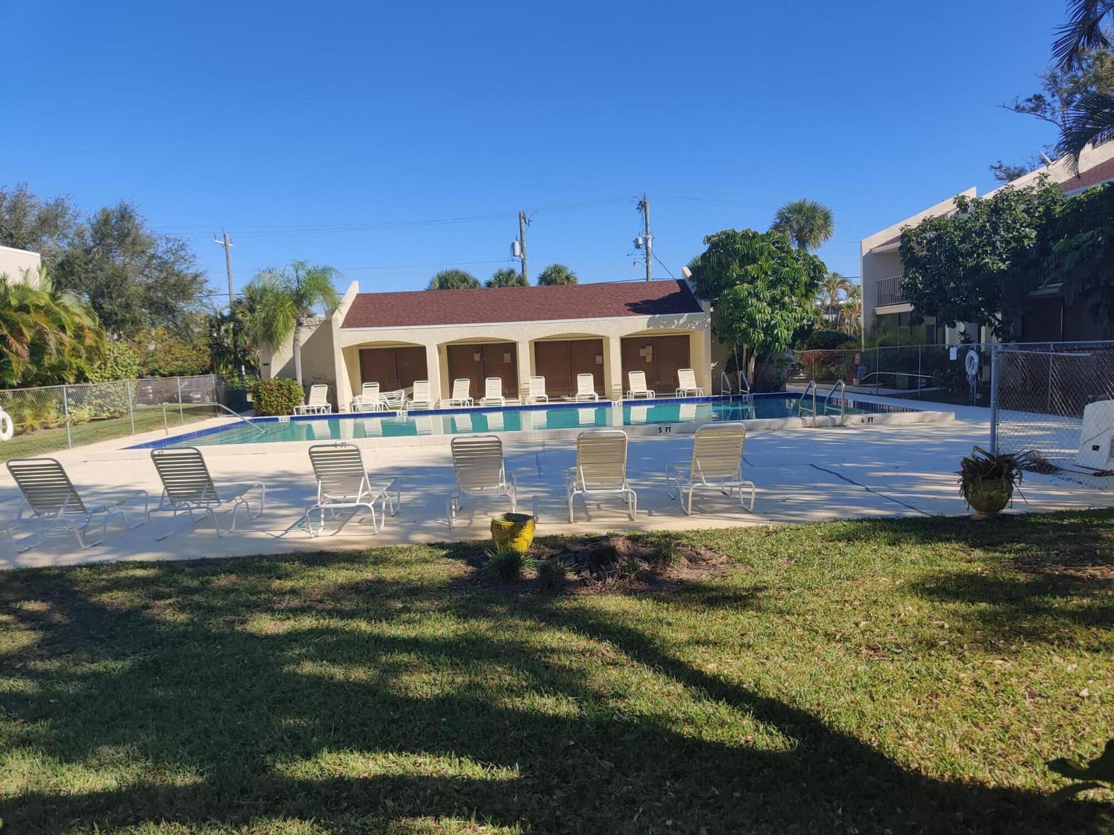 150 Pineview Road E4, Jupiter, FL 33469 photo 2