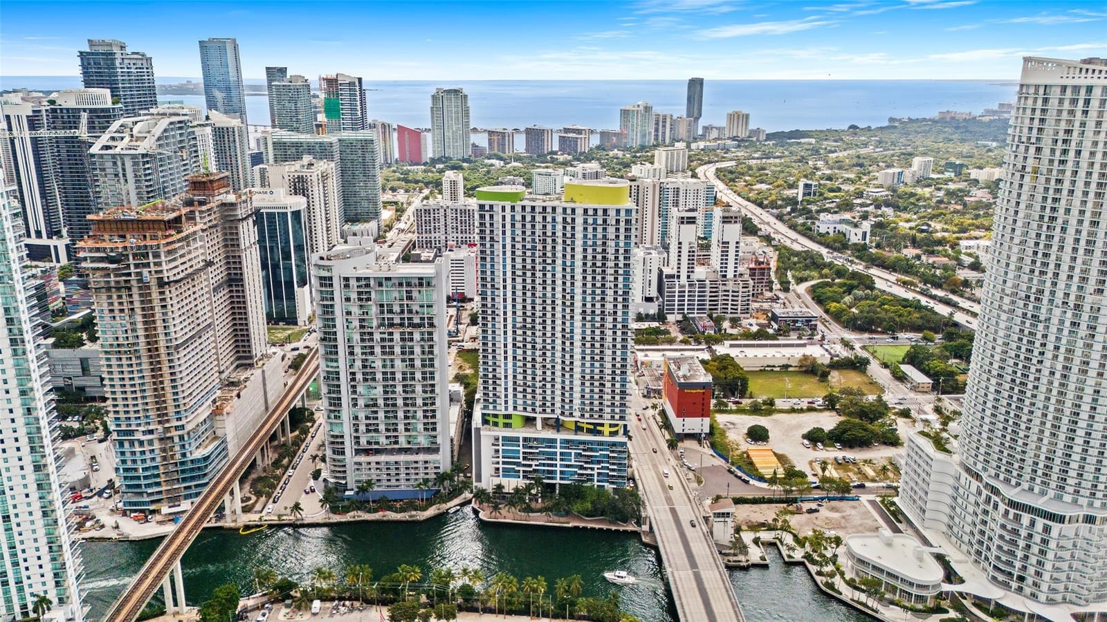 185 SW 7th Street 4403, Miami, FL 33130 photo 11