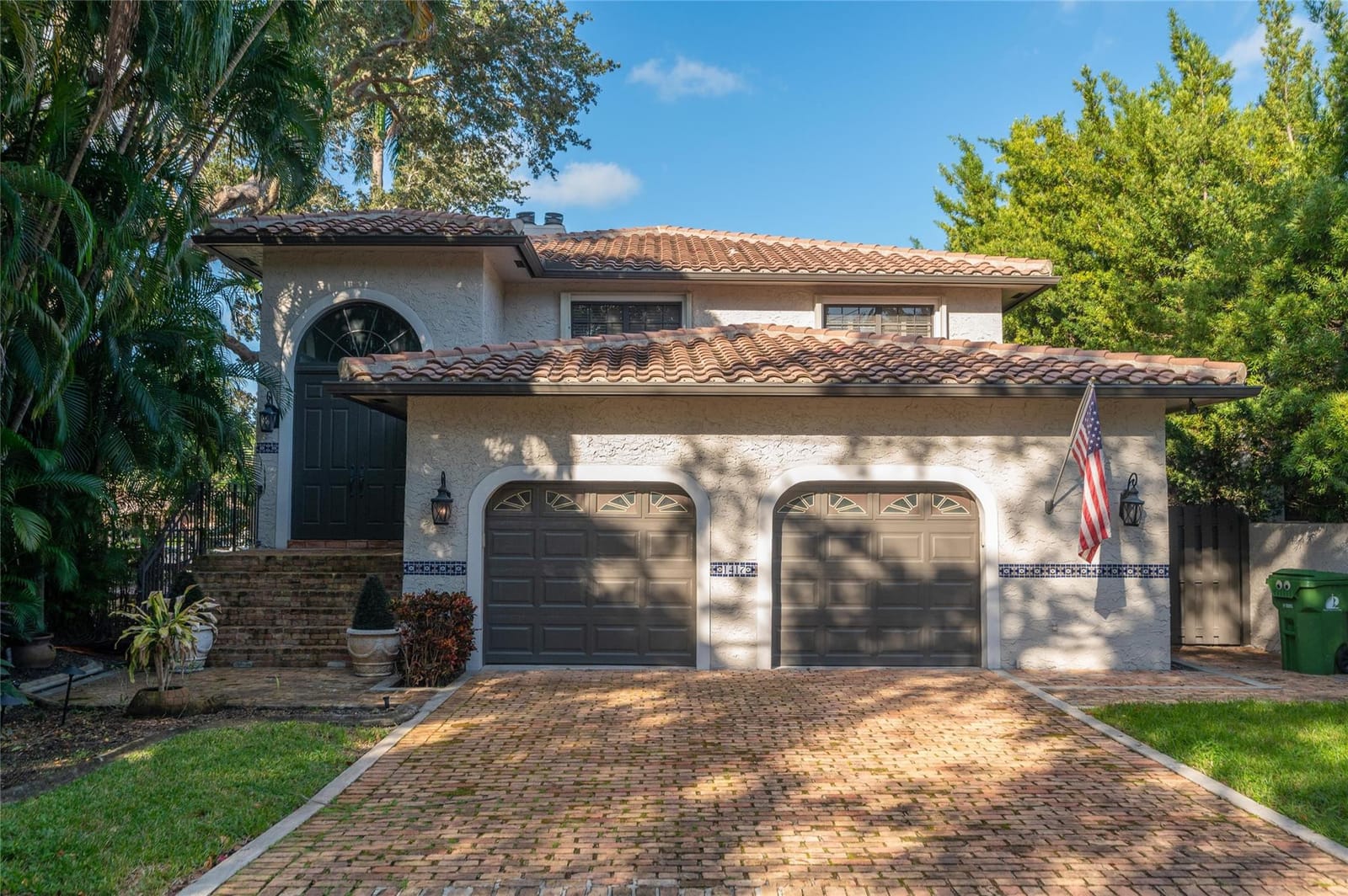 1417 Ponce De Leon Drive, Fort Lauderdale, FL 33316 - photo 1 of 30