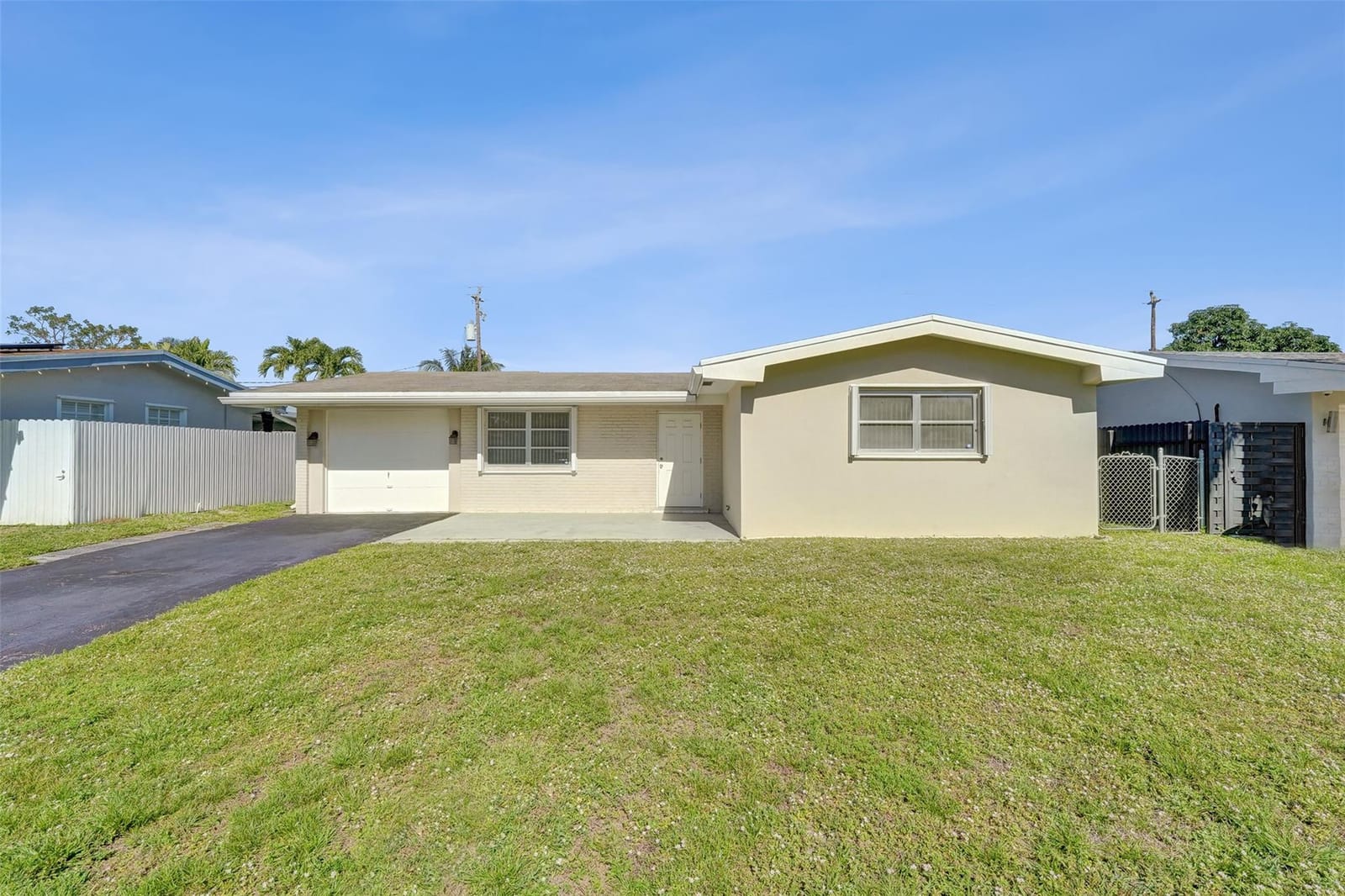 8211 NW 10th Street — photo 2