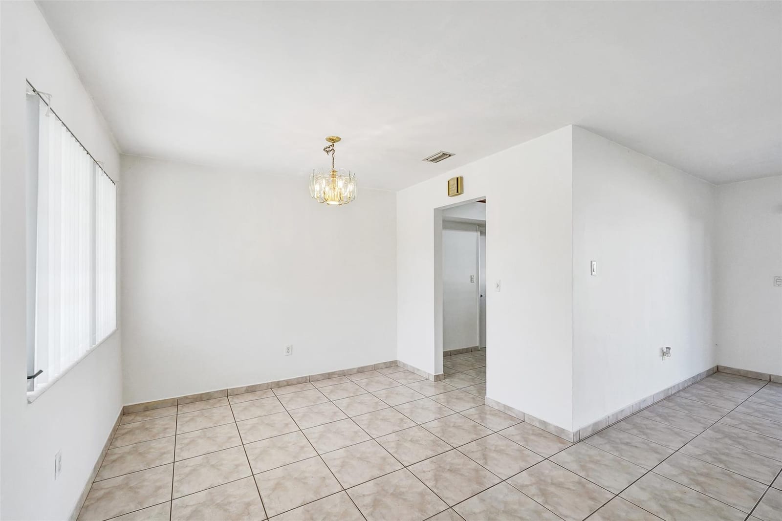 8211 NW 10th Street — photo 11