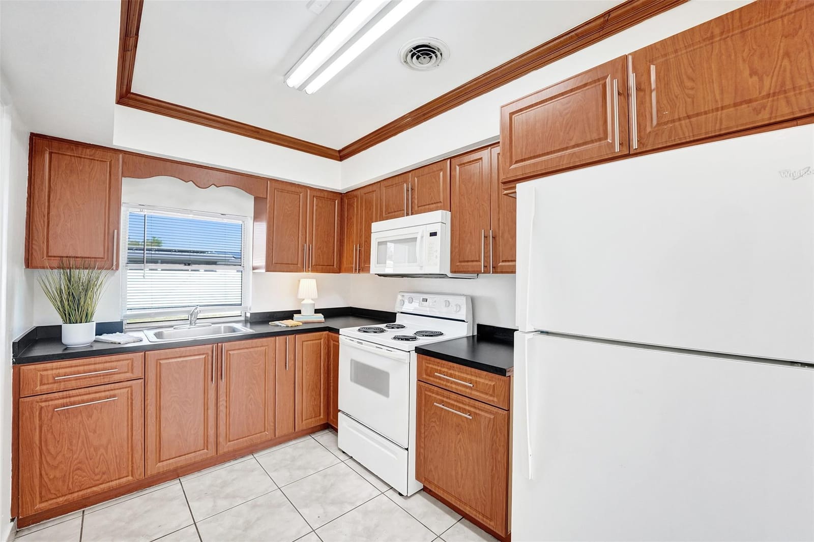 8211 NW 10th Street, Pembroke Pines, FL 33024 photo 14