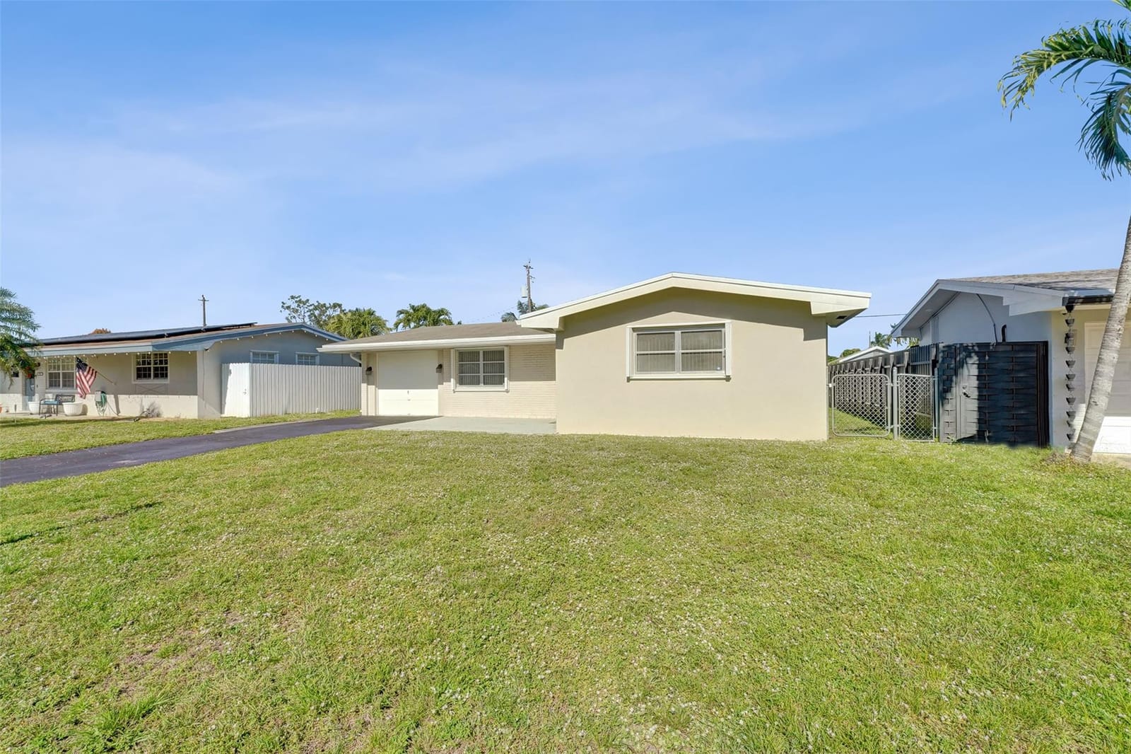 8211 NW 10th Street — photo 5