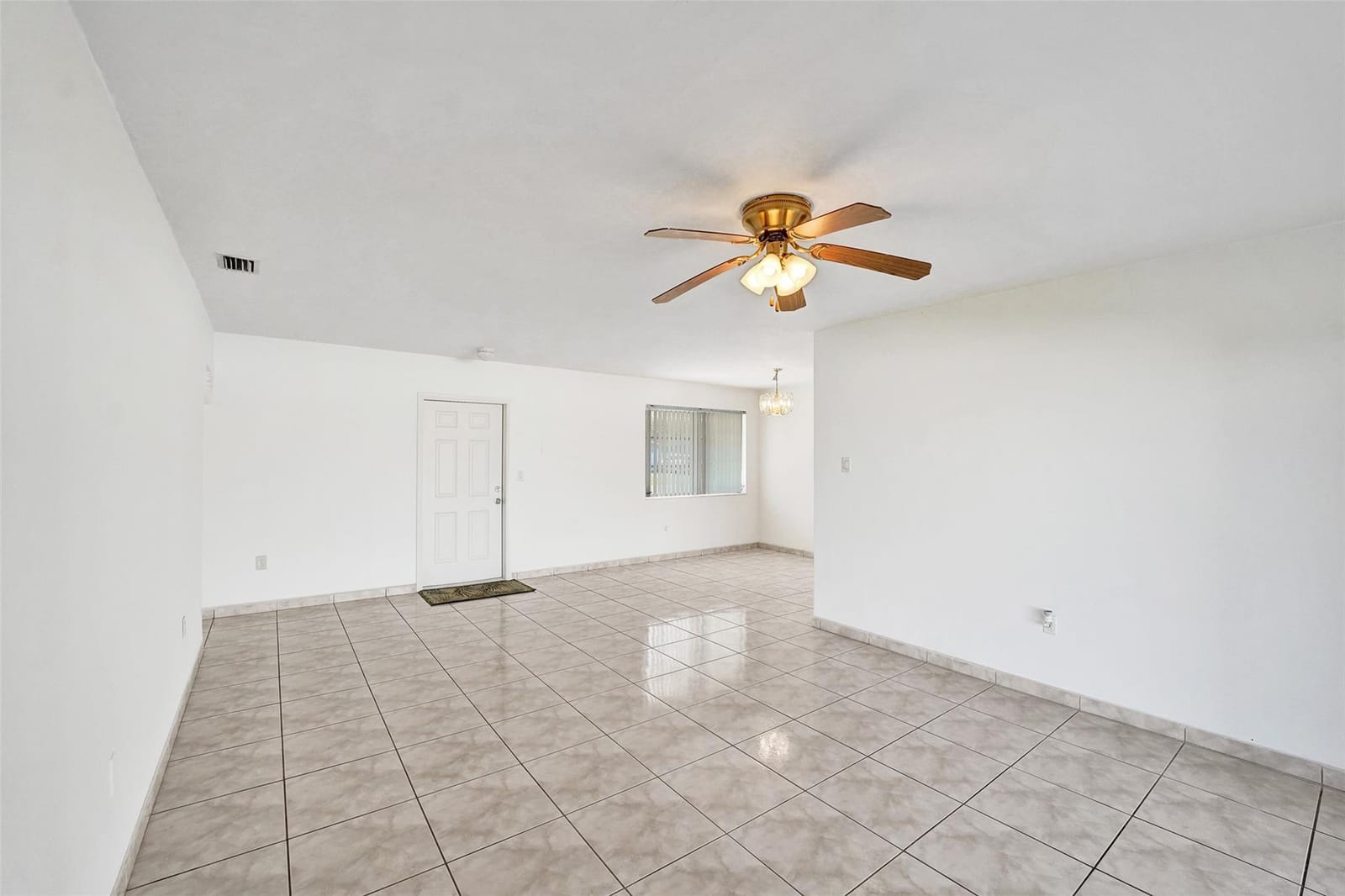 8211 NW 10th Street — photo 10