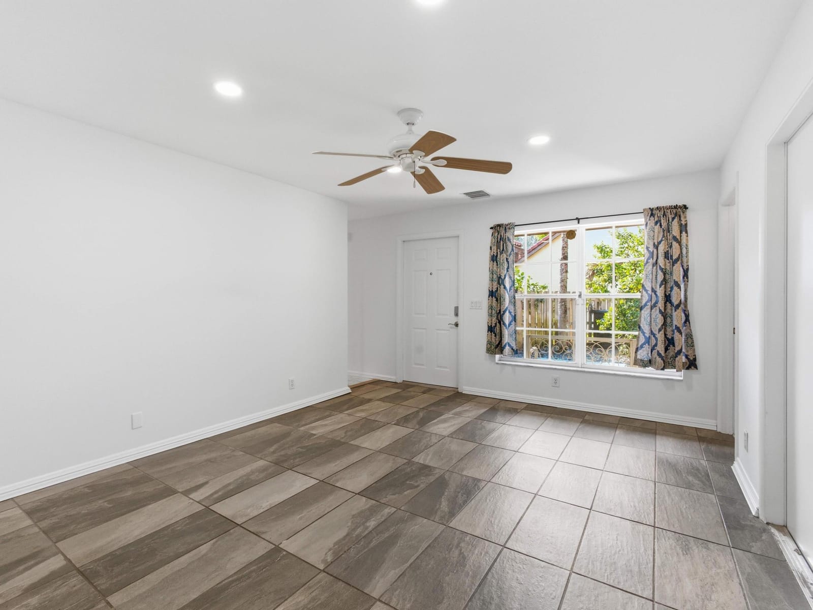 12155 Cuddington Court, Wellington, FL 33414 photo 5