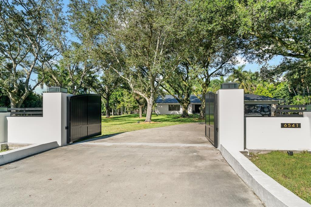 6541 Melaleuca Road, Southwest Ranches, FL 33330, Southwest Ranches