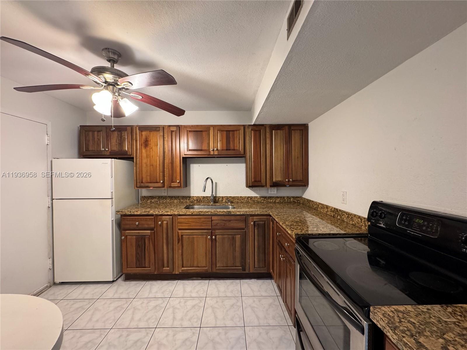 2821 N Miami Beach Boulevard 5P, North Miami Beach, FL 33160 photo 4