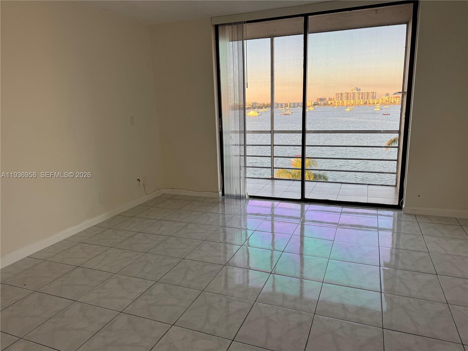 2821 N Miami Beach Boulevard 5P, North Miami Beach, FL 33160 photo 7