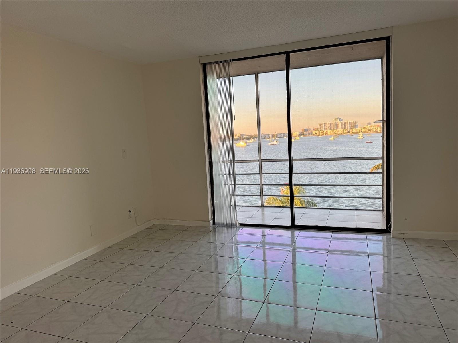 2821 N Miami Beach Boulevard 5P, North Miami Beach, FL 33160 photo 8