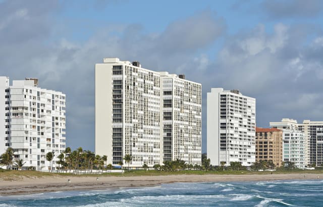 2800 S Ocean Boulevard 2-K, sold in Ocean Towers, Boca Raton, FL