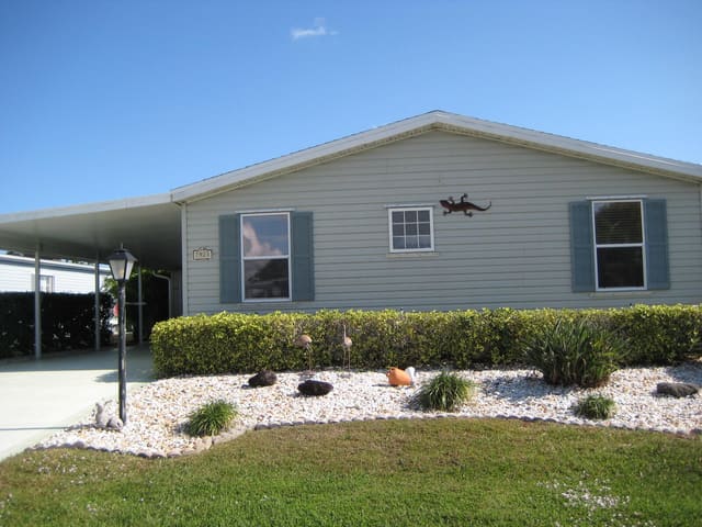7928 Meadowlark Lane, Port St. Lucie, FL 34952