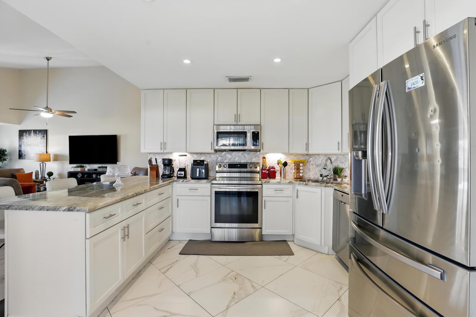 4491 Willow Pond Road Apt B, West Palm Beach, FL 33417 photo 2